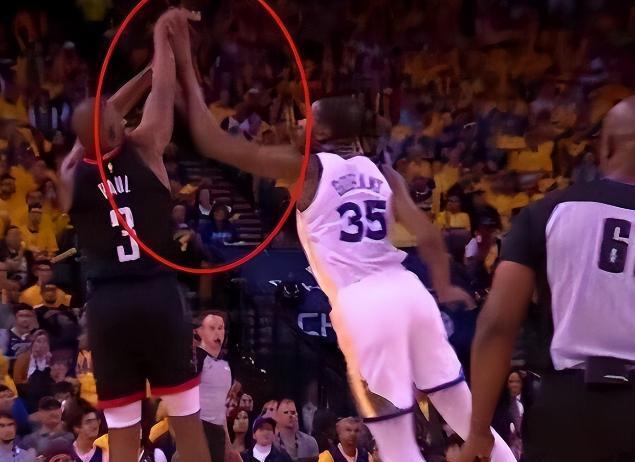 AA, 他只是很高, 都因伤退役 AA, 他只是很高, 都因伤退役