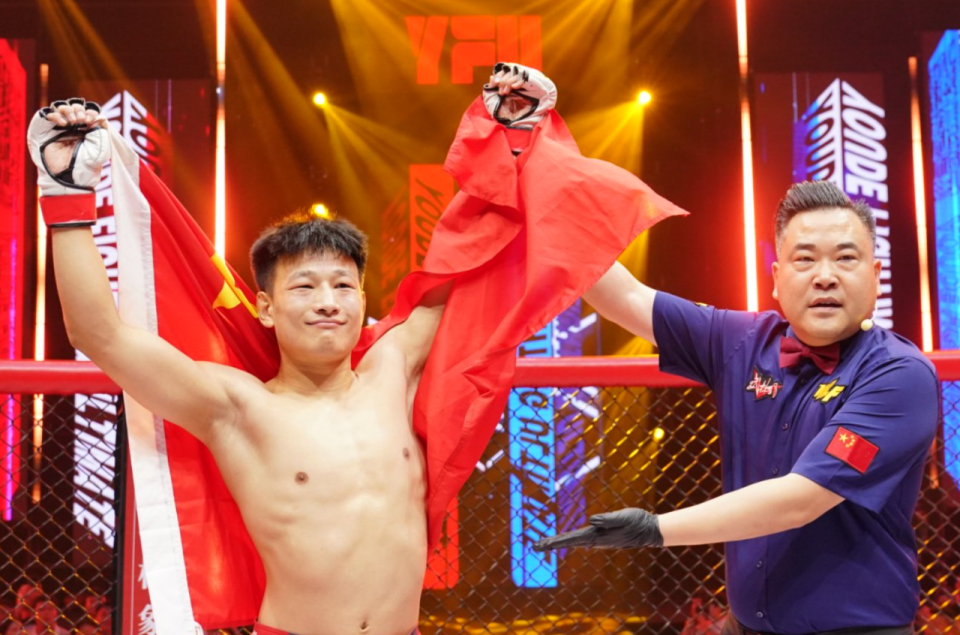 身体蜷缩着, 西亚的最快