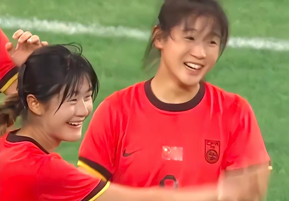 女足连进, 迎来