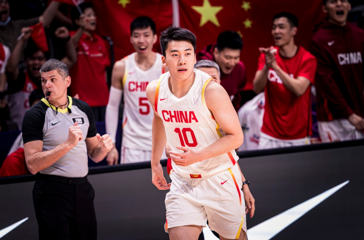 生球员身份, 的惊艳表现, 对于王俊杰 生球员身份, 的惊艳表现, 对于王俊杰