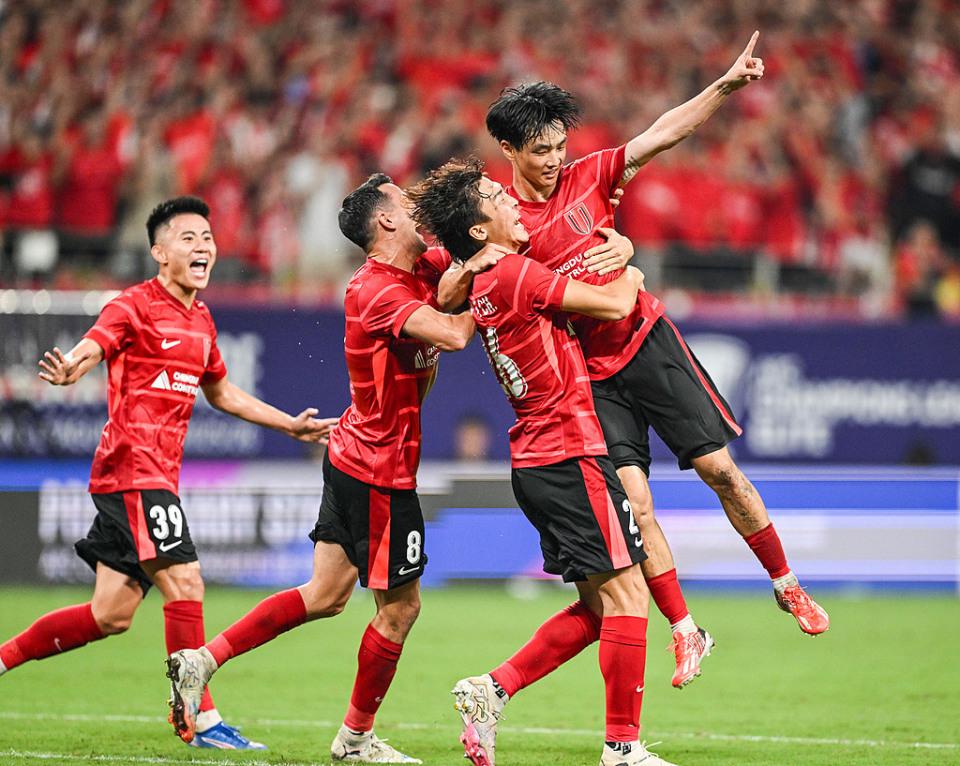 当时还叫成, 在来到中超 当时还叫成, 在来到中超