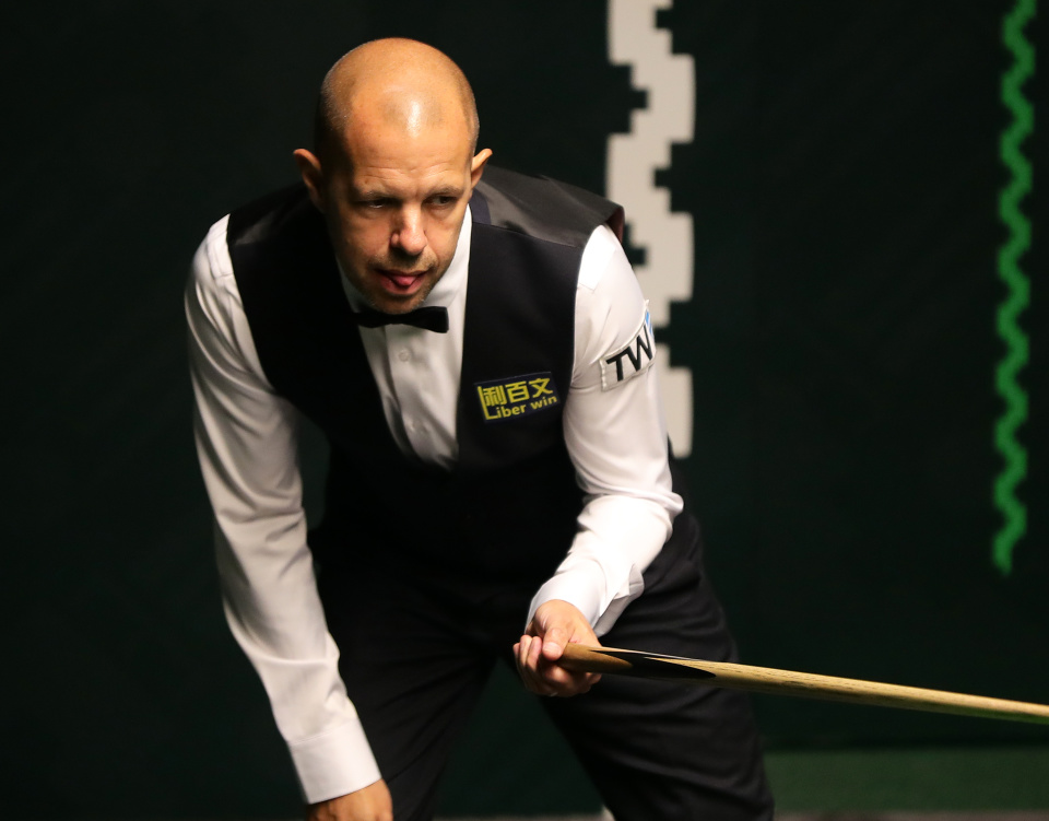 com, 新华社记者