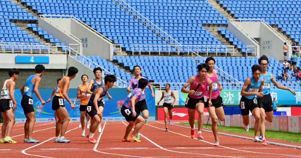 严子怡改写, 姐妹花石竞 严子怡改写, 姐妹花石竞