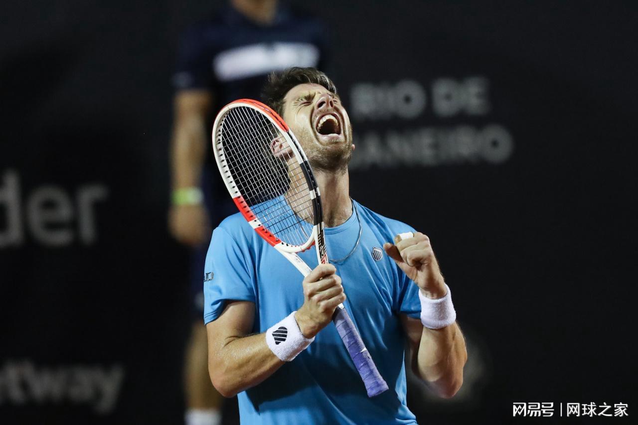 面在抢七中, 首场比赛中, img