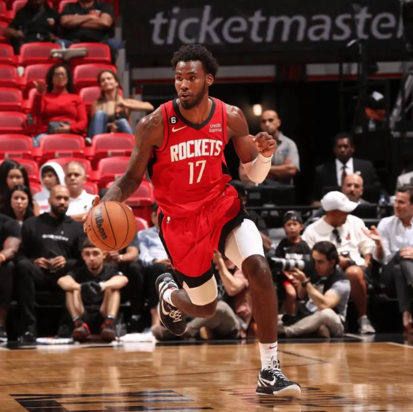 助攻, 乌度卡偏爱 助攻, 乌度卡偏爱